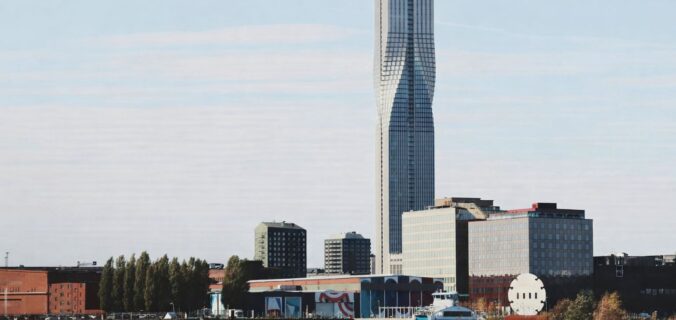 Turning Torso i Malmö, ett exempel på modern arkitektur.